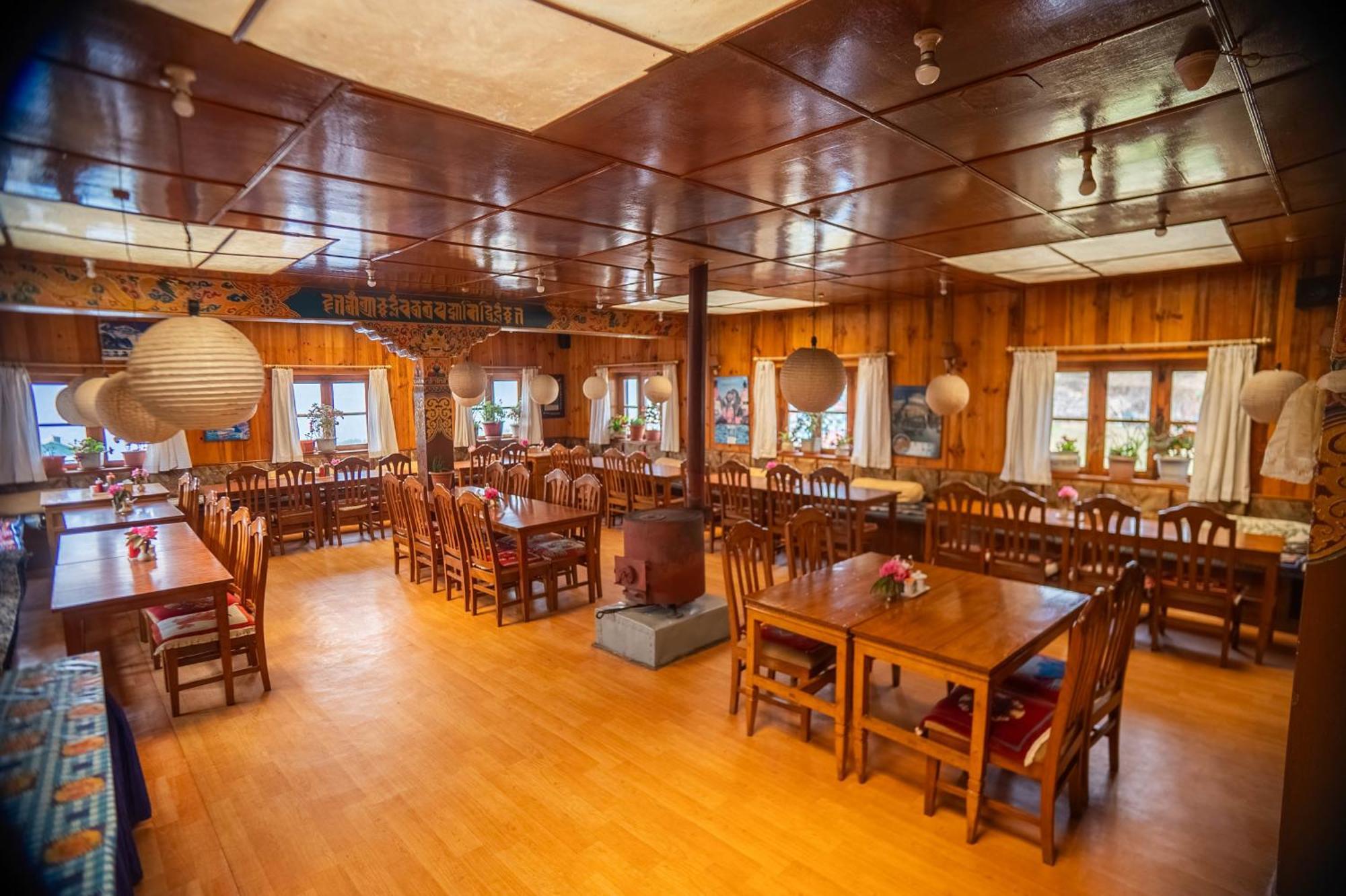 Lukla Himalaya Lodge Bagian luar foto